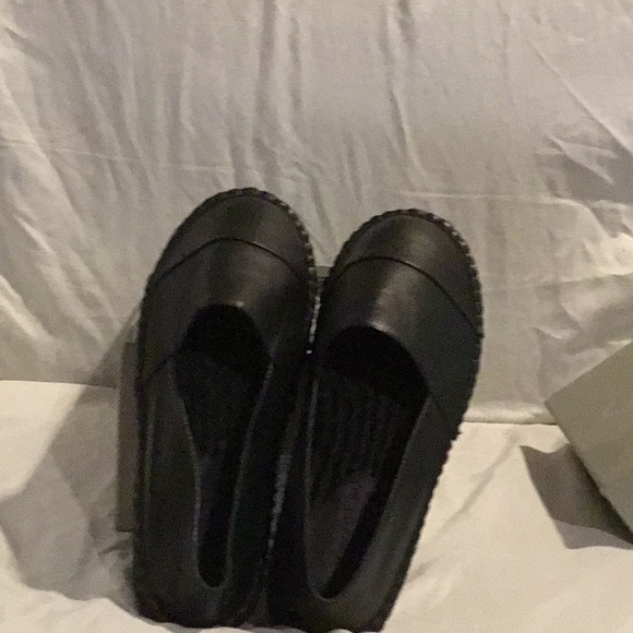 grey city shoes - Picture 3 of 6